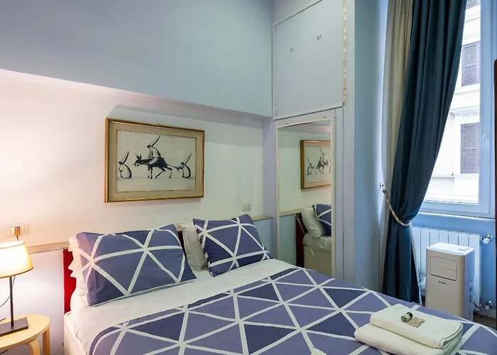 Luxury Three Bedrooms Flat In Center Rome