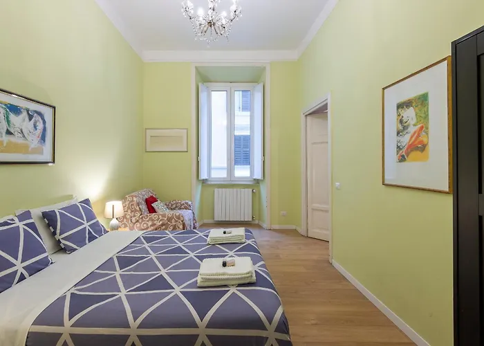 Luxury Three Bedrooms Flat In Center *